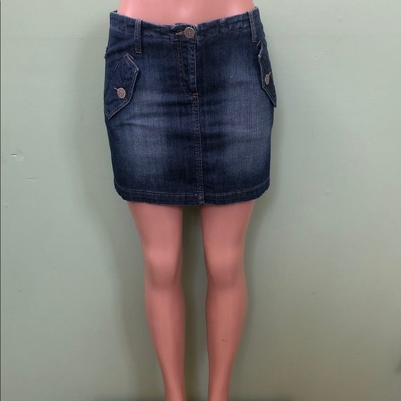 Burberry Authentic London Denim Dark Blue Mini Skirt Size USA 8 - Picture 2 of 9